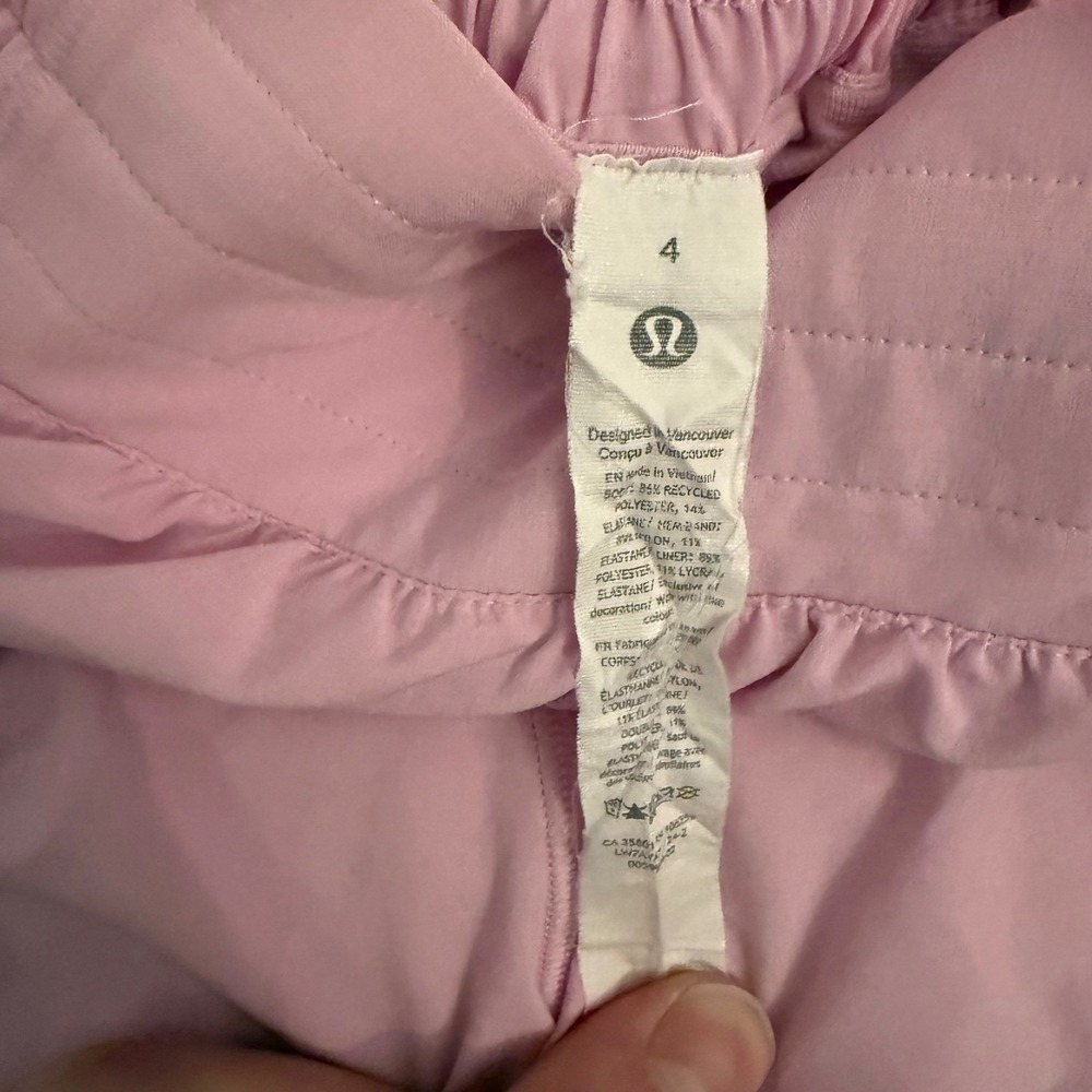 Lululemon Hotty Hot High-Rise Lined Shorts Pink Size 4 Athletic Running Gym - Picture 2 of 7